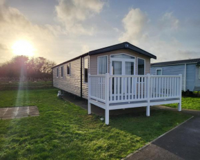 A Peaceful Retreat Near Hastings, Perfect for Families, Solo Travellers, and Remote Work